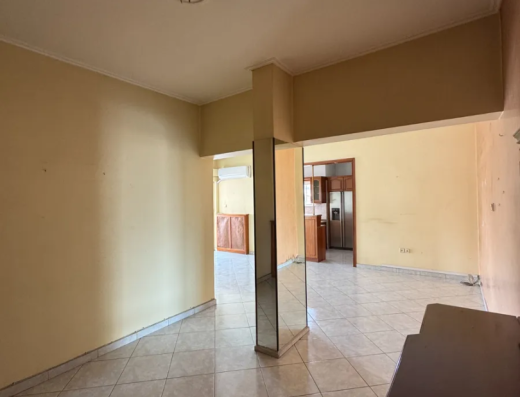 Apartment in Patisia