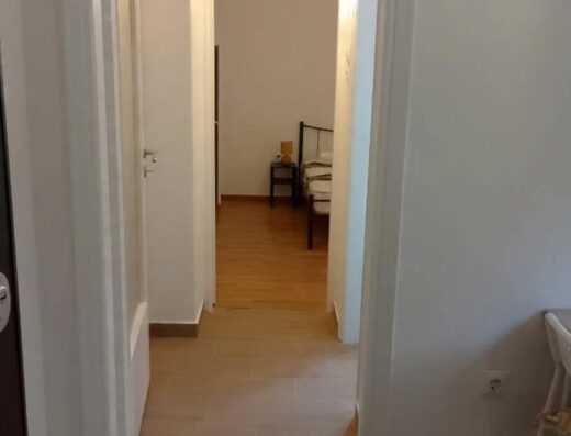 Apartment in Omonoia
