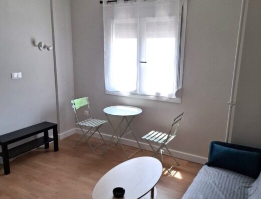 Apartment in Patisia