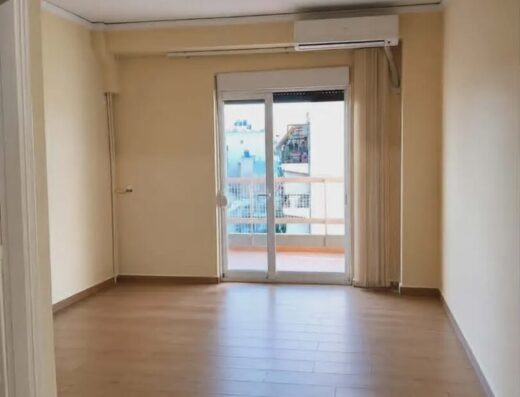 Apartment in Patisia