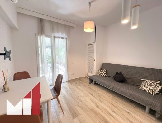 Apartment in Petralona