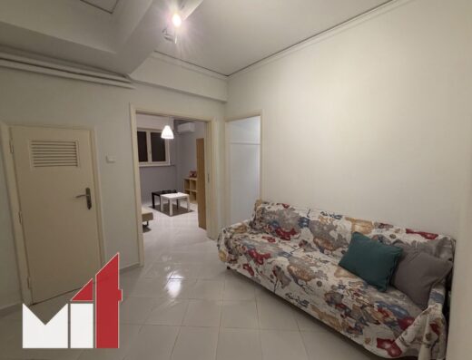 Apartment in Neos Kosmos